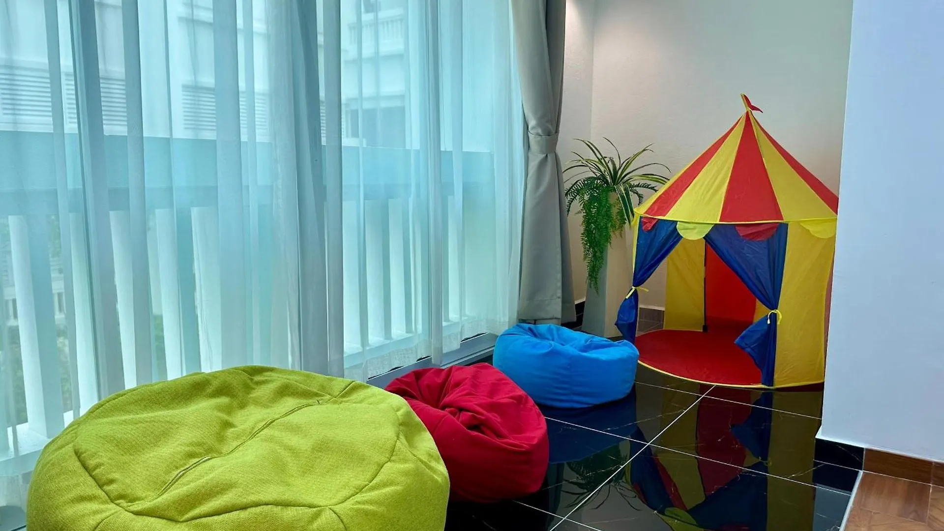 Appartamento Cozy Straits Quay Marina Suites W Balgony And Free Car Park 3B2R George Town